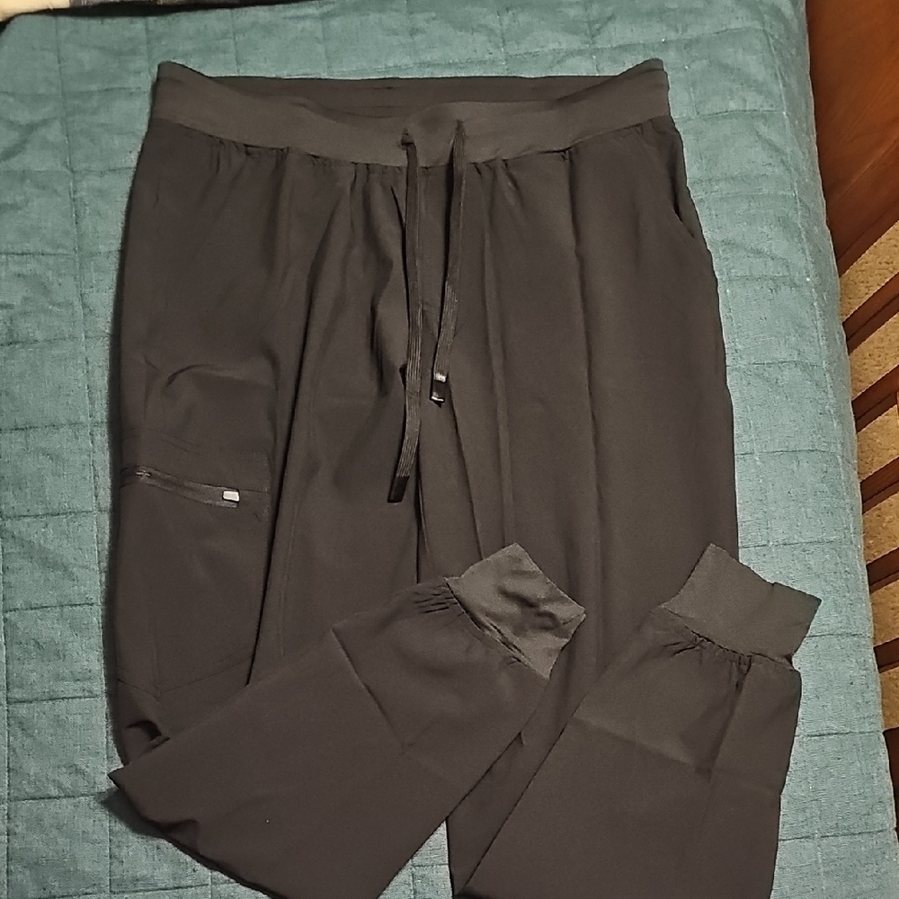 Women's Black Jogger Scrub Pants with Pocket